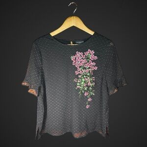 3/$20 Liz Claiborne swiss dot floral embroidered sheer black top petite mediu